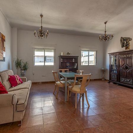 Wide And Traditional- 2Bd 1Bth- Gavidia إشبيلية المظهر الخارجي الصورة